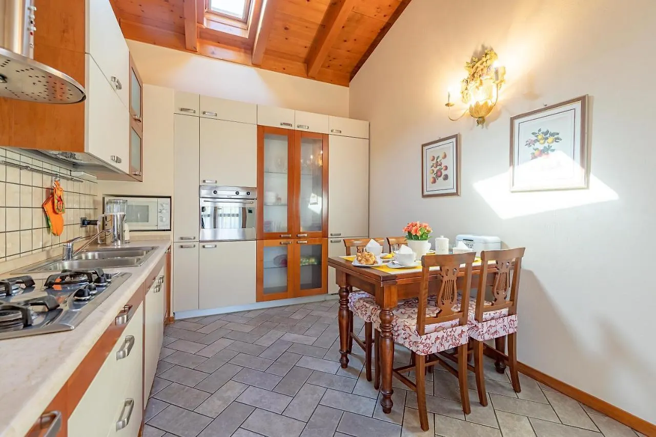 Apartment Garda Sole 3 Hotel Padenghe sul Garda Italy